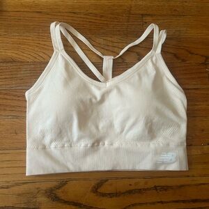 NWOT new balance athletic sports bra